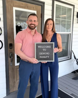 Welcome to Denovo Realty Rachael✨Rachael is the kind of person who shows up with great energy, strong work ethic, and the know-how to guide clients with confidence. We’re lucky to have you on our team!Get in touch with Rachael at Rachaelhullrealtor@gmail.com
or 321-508-2341#DenovoRealty #TeamDenovo #WelcomeToDenovo #DenovoAgents #LocalExpert #BrevardCountyRealEstate